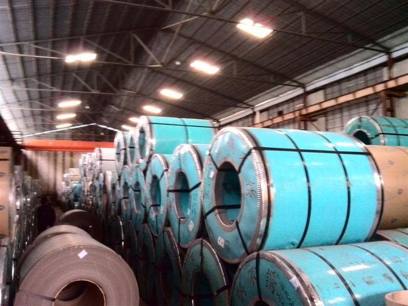 供應(yīng)廣東玫瑰金不銹鋼拉絲板廠家，玫瑰金不銹鋼拉絲板價格