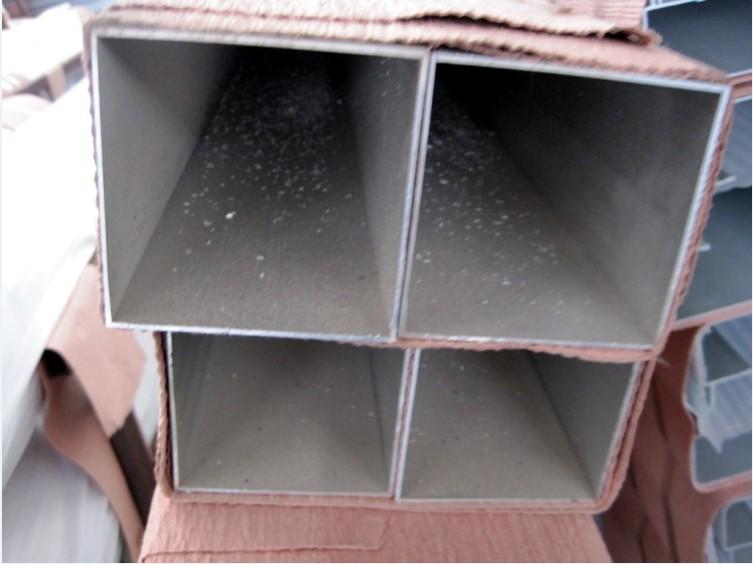 供應(yīng)5005鋁方管《鋁棒鋁管切割》鋁方棒