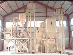 秸稈顆粒成套生產(chǎn)設(shè)備圖片
