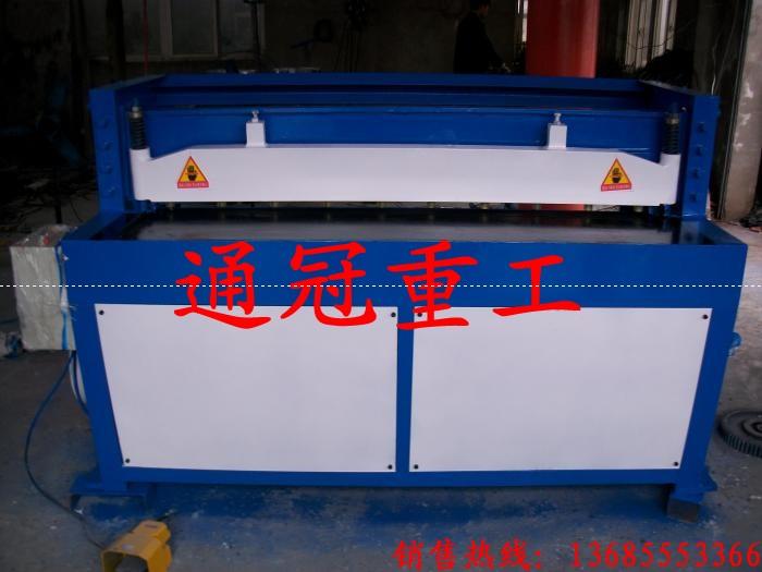 供應(yīng)2米機械剪板機小型機械電動剪板機