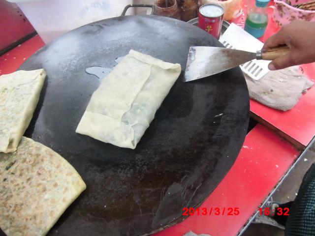 河南何師傅雜糧煎餅培訓(xùn)學(xué)校地址 河南安陽(yáng)雜糧煎餅培訓(xùn)小吃加盟