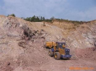飼料專用膨潤(rùn)土圖片