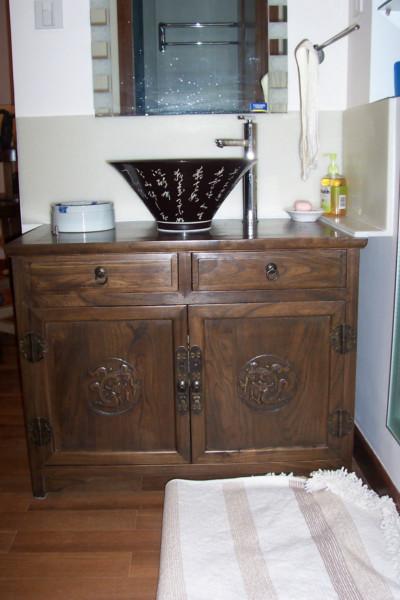 供應(yīng)上海老榆木仿古臺盆柜可定做  主材質(zhì)：老榆木  家具顏色，可選擇