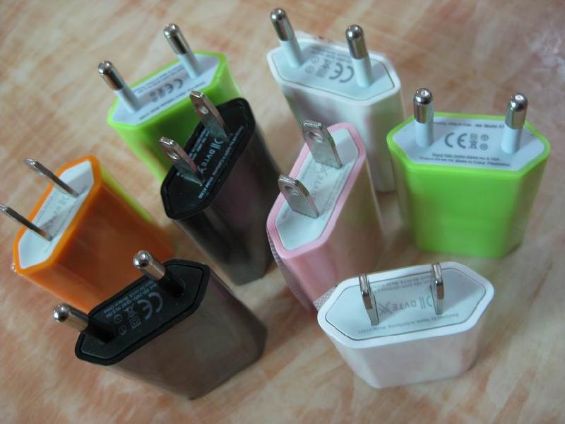 美規(guī)蘋果4代充電器 USB墻充 過CE認證5V1A電源適配器