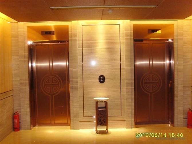 不銹鋼護(hù)墻板圖片/不銹鋼護(hù)墻板樣板圖 (4)