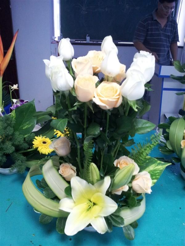 供應(yīng)鎮(zhèn)江插花培訓(xùn)班，鎮(zhèn)江插花興趣培訓(xùn)學(xué)校