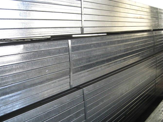 供應(yīng)西安熱鍍鋅矩管