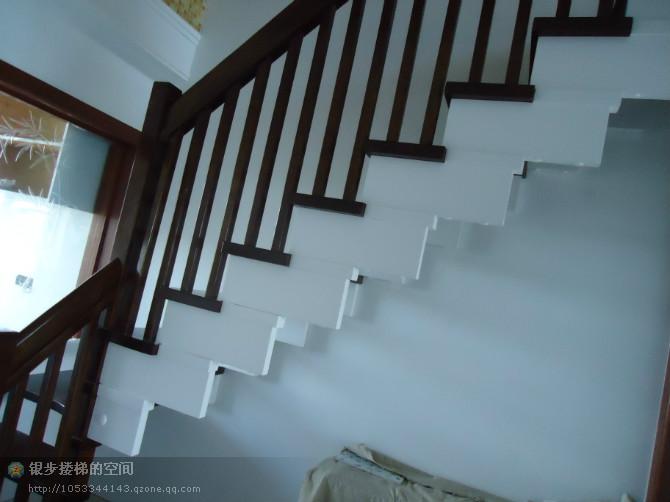 樓梯供應(yīng)商圖片