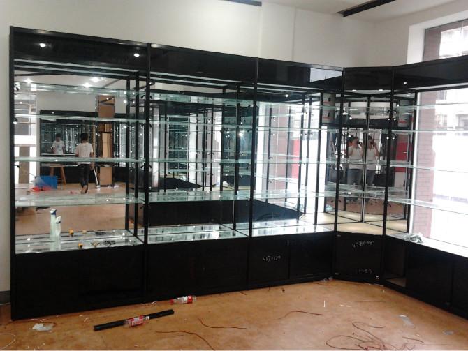 倉(cāng)儲(chǔ)貨架圖片