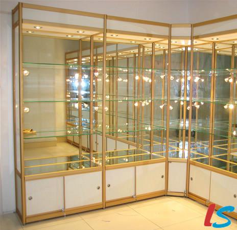 供應(yīng)常州那有便宜的貨架展示柜賣