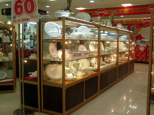 供應(yīng)蘇州各種貨架展示柜定做