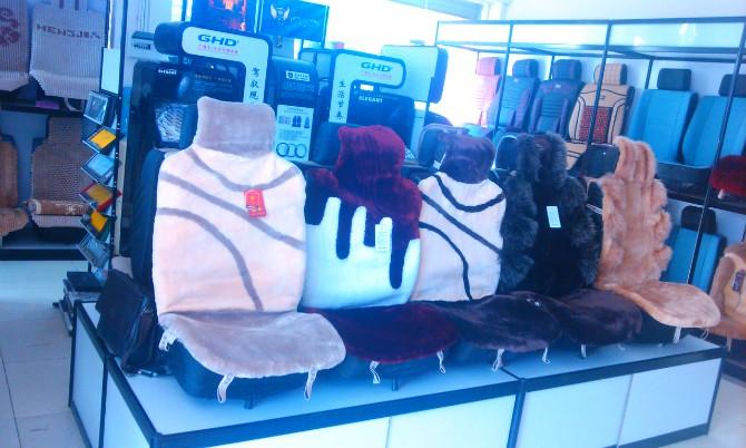 供應(yīng)徐州各種展示柜貨架定做汽車用品