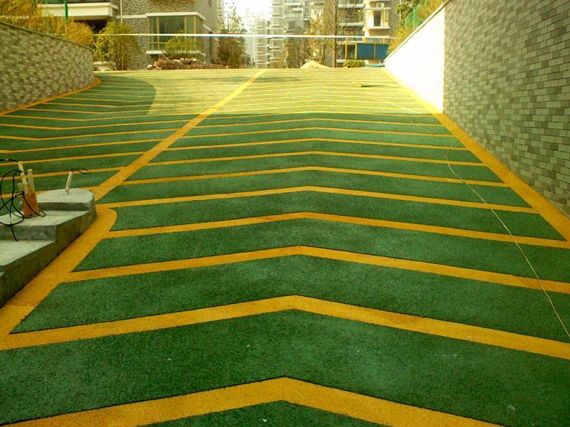 紋理狀防滑地坪跑道圖片