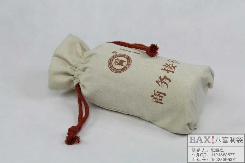 供應(yīng)鄭州絨布酒袋加工定做*酒品包裝袋信譽(yù)廠家