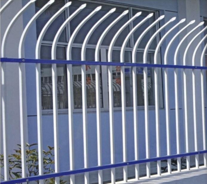 供應(yīng)鐵藝護(hù)欄網(wǎng)，鐵藝護(hù)欄網(wǎng)廠，黃驊守信鐵藝護(hù)欄網(wǎng)銷售中心