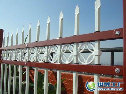 供應(yīng)鐵藝護(hù)欄網(wǎng)，鐵藝護(hù)欄網(wǎng)廠，黃驊守信鐵藝護(hù)欄網(wǎng)銷售中心