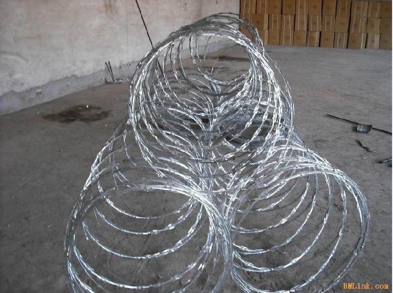 供應(yīng)黃驊市鐵蒺藜，滄州市刺繩，守信絲網(wǎng)制品