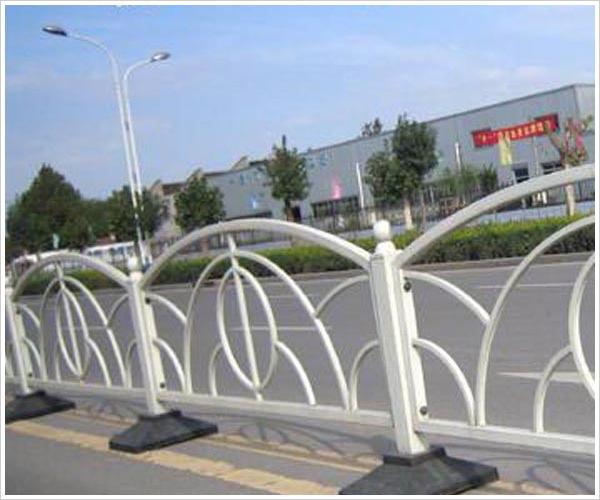 供應(yīng)守信護(hù)欄網(wǎng)，護(hù)欄網(wǎng)價(jià)格，黃驊護(hù)欄網(wǎng)銷售處