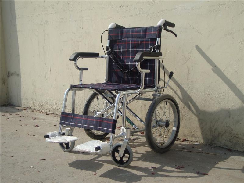 供應(yīng)康泰電鍍雙翻輪椅KTL-05