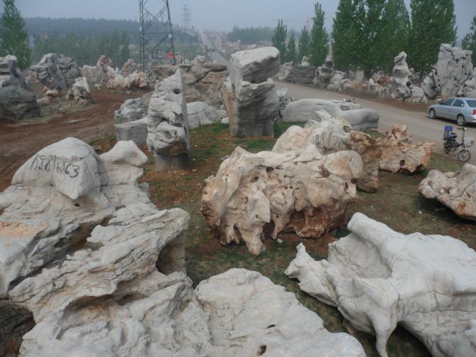 供應(yīng)假山湖岸工程