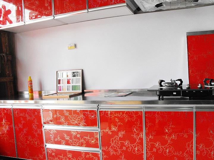 供應(yīng)金屬晶鋼整體櫥柜