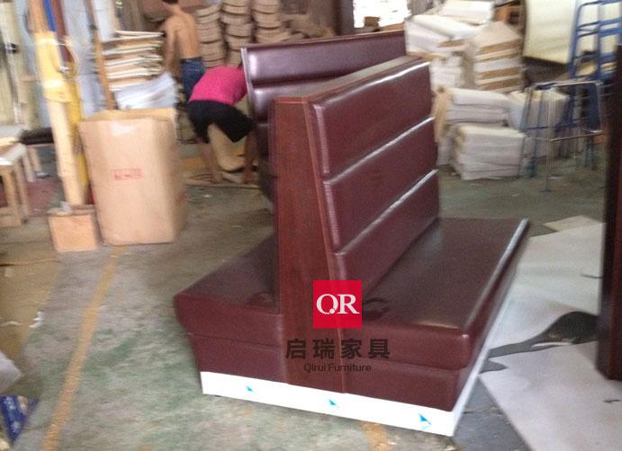 供應(yīng)貴陽餐廳卡座沙發(fā)_貴陽餐廳卡座沙發(fā)訂做_貴陽餐廳卡座沙發(fā)價(jià)格