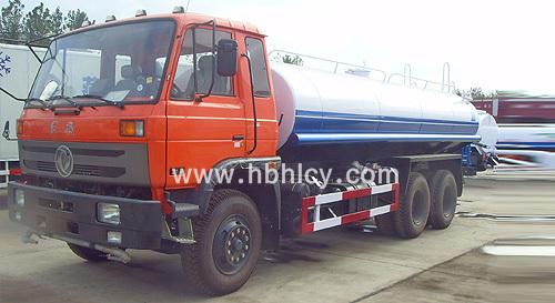 18-20噸東風(fēng)后雙橋綠化噴灑車圖片