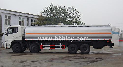 20-30噸東風(fēng)天龍前四后八油罐車圖片