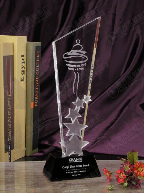 供應會議頒獎水晶獎杯專業(yè)定制水晶獎杯
