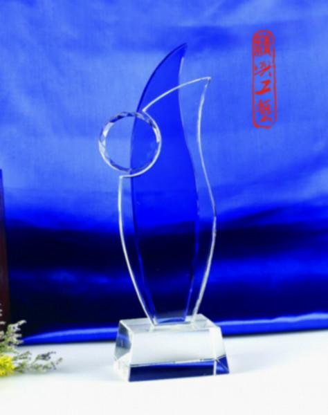 通用臺(tái)灣琉璃水晶獎(jiǎng)杯圖片