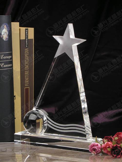 供應會議頒獎水晶獎杯專業(yè)定制水晶獎杯