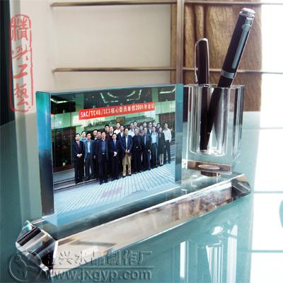 供應(yīng)水晶筆筒水晶擺件三件套辦公禮品實(shí)