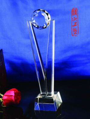 供應(yīng)佛山獎(jiǎng)杯*員工獎(jiǎng)杯公司員工