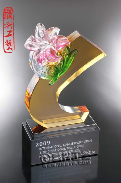 供應(yīng)琉璃獎(jiǎng)杯廣州精興精致出品