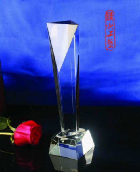 供應(yīng)通用獎杯廣州廠家水晶k9