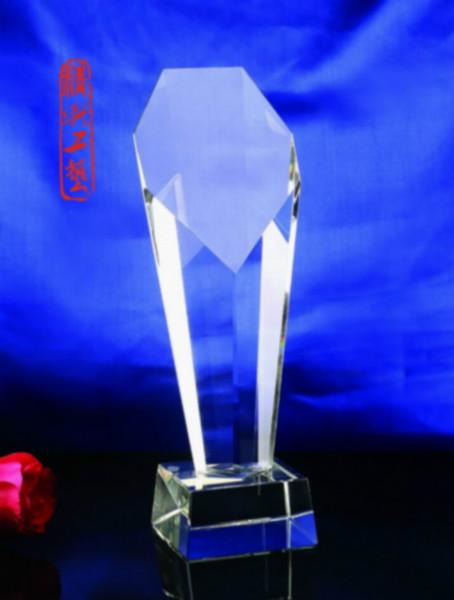 供應(yīng)創(chuàng)意水晶獎杯特色水晶獎杯*