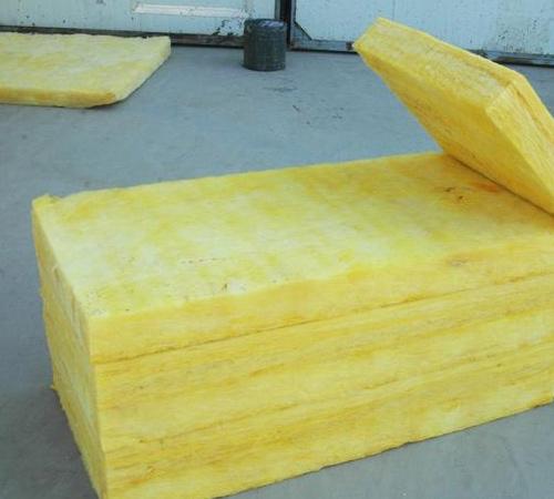 供應(yīng)玻璃棉裁條板廠家批發(fā)價格*  玻璃棉生產(chǎn)廠家現(xiàn)貨供應(yīng)發(fā)貨最快
