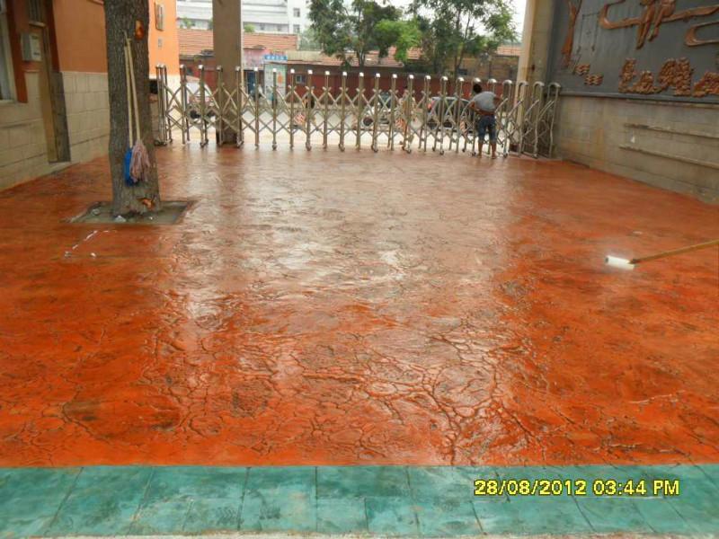 供應(yīng)藝術(shù)壓印彩色地坪優(yōu)質(zhì)供應(yīng)商