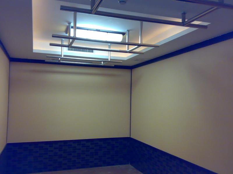 專業(yè)刷漆墻紙鋪貼圖片