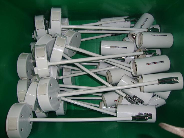供應(yīng)長桿插座射燈支架交易會展館射燈