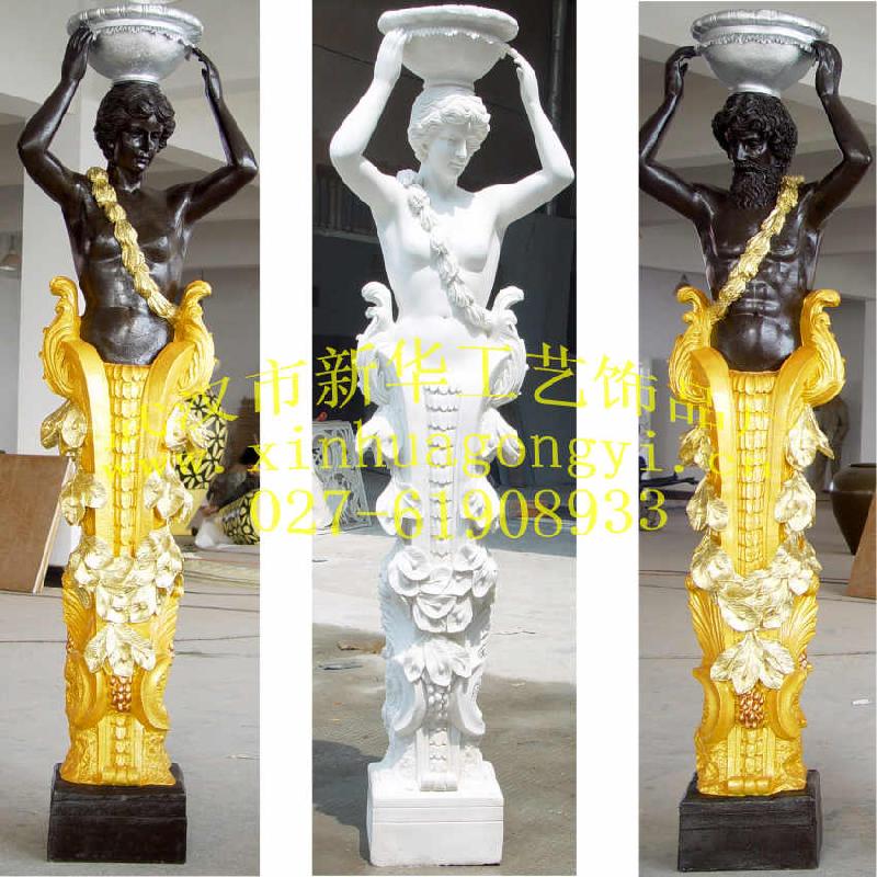 供應(yīng)專業(yè)生產(chǎn)交通設(shè)施玻璃鋼仿真敬禮雕塑卡通人物雕塑及模具