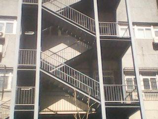 供應(yīng)鋼結(jié)構(gòu)制作閣樓樓梯制作