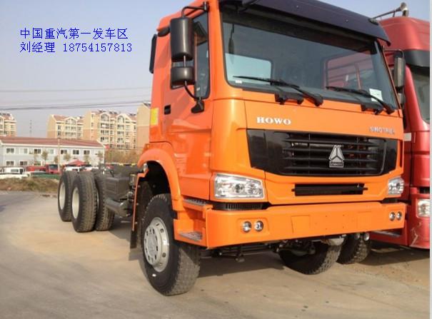 豪沃出口自卸車圖片