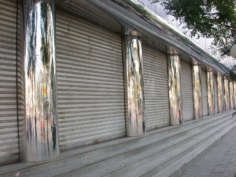 房山卷簾門圖片