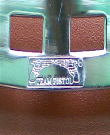 供應(yīng)雙槍煙盒/8支裝超薄煙盒