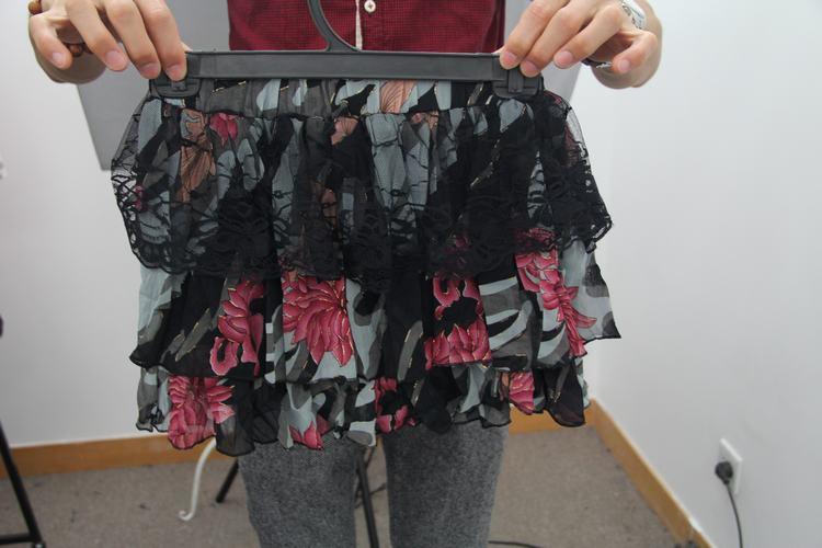 供應外貿(mào)女裝批發(fā)外貿(mào)庫存尾貨批發(fā)市場