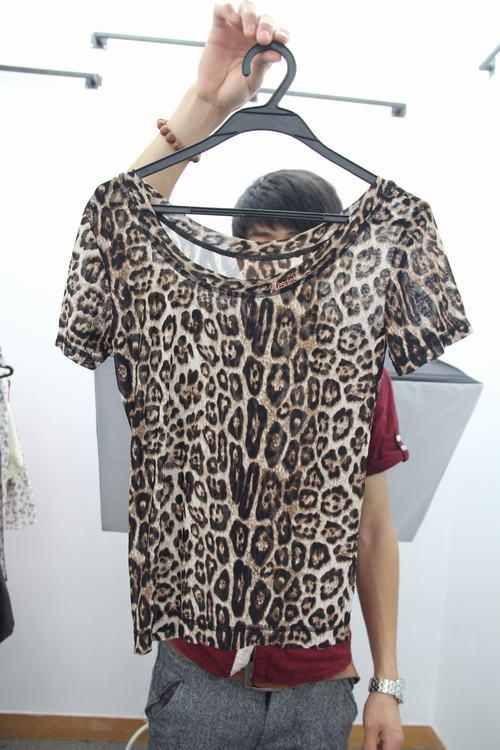 供應外貿(mào)女裝批發(fā)外貿(mào)庫存尾貨批發(fā)市場