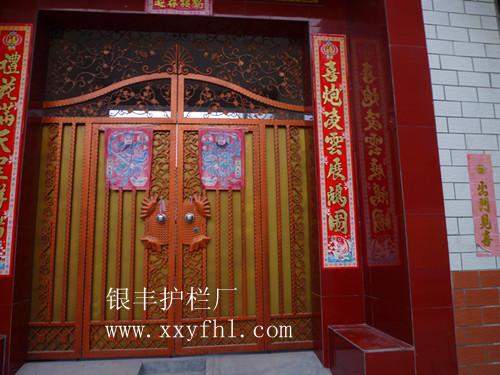 供應(yīng)鶴壁市鐵藝制品 鐵藝大門 鐵藝欄桿