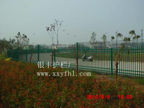 河南圍墻欄桿 河南圍墻柵欄 河南學(xué)校柵欄 工廠院墻柵欄 新鄉(xiāng)護(hù)欄廠家