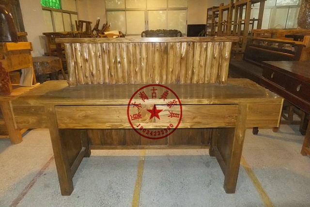 供應(yīng)樟木收銀臺(tái)、個(gè)性電腦桌、實(shí)木家具、原生態(tài)家具